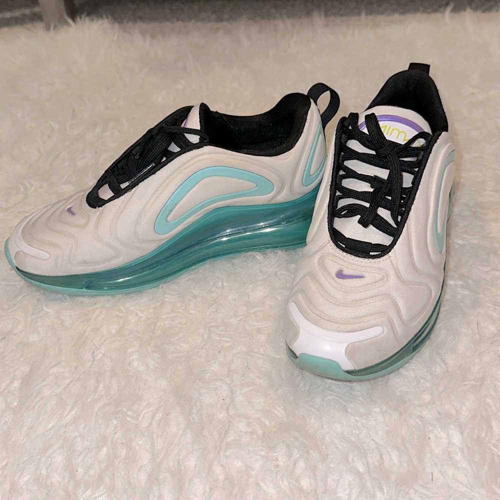 Blue/White Nike 720